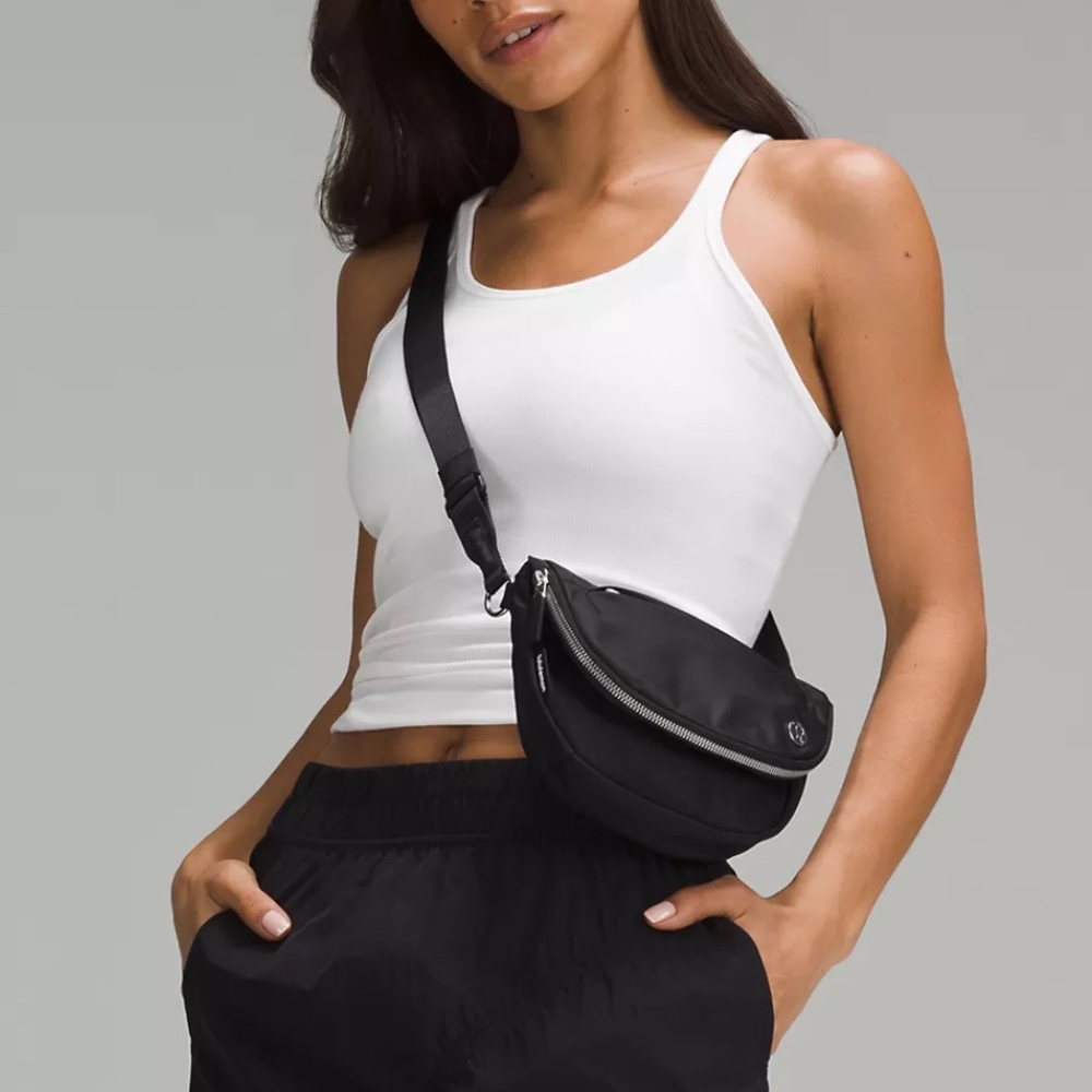 Lululemon All Night Festival Bag – Micro 2L